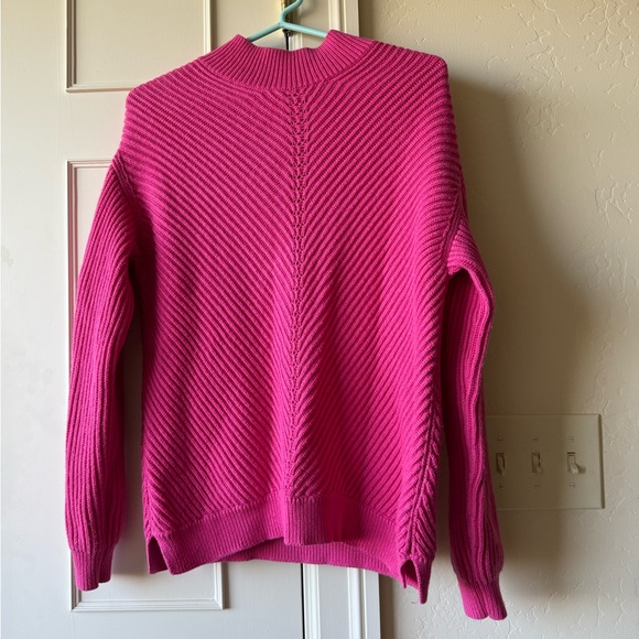 MARINE LAYER Skylar Turtleneck Sweater in Bubble Gum Size M - Picture 2 of 7